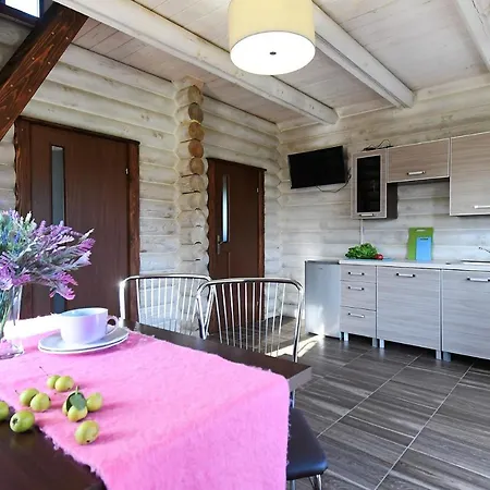 Klub Karino 2 山林小屋