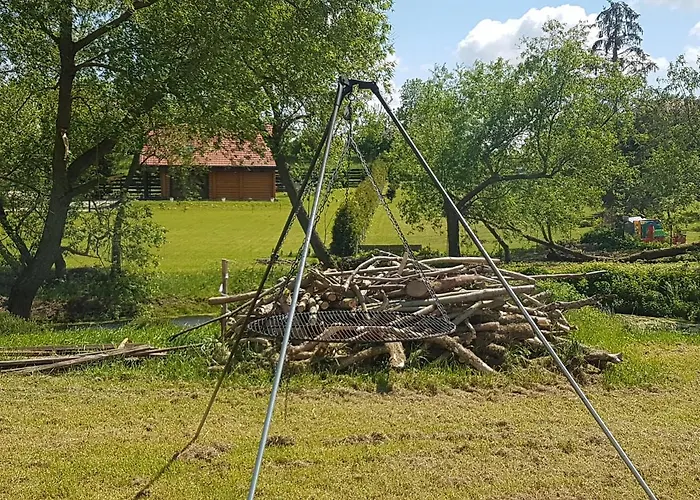 Klub Karino 2 山林小屋