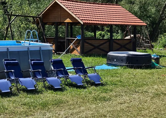 山林小屋 Klub Karino 2 *